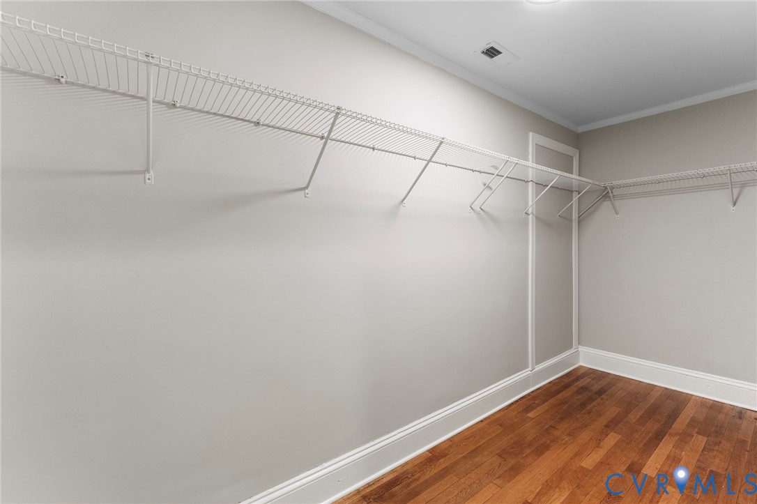 204 W 29th St