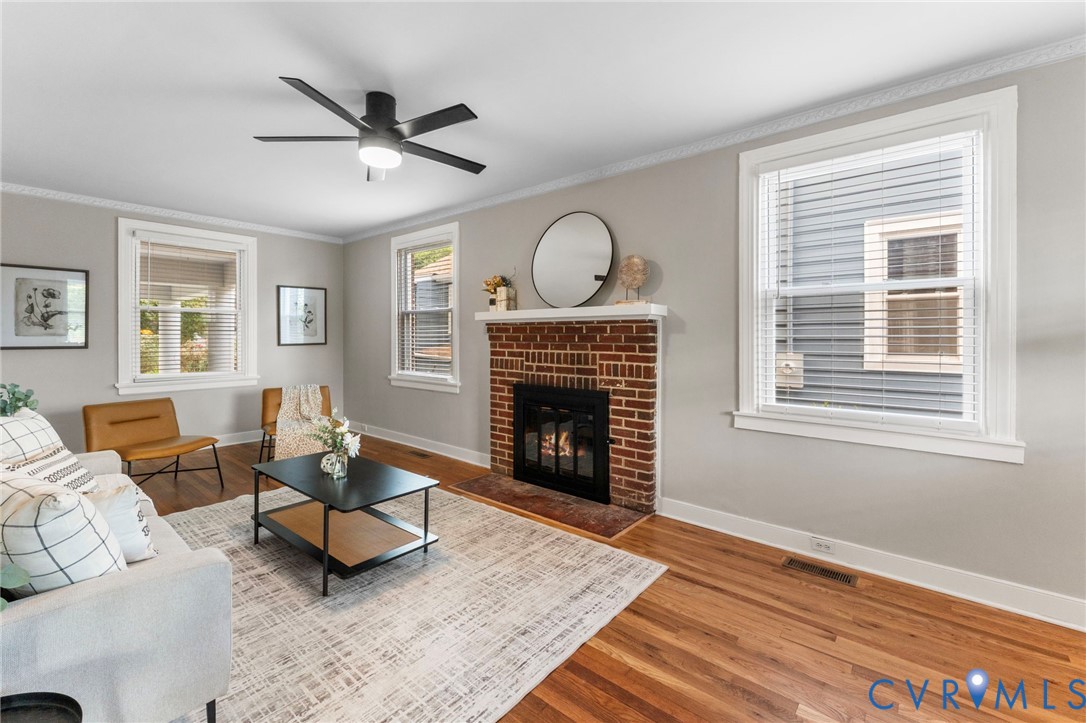 204 W 29th St