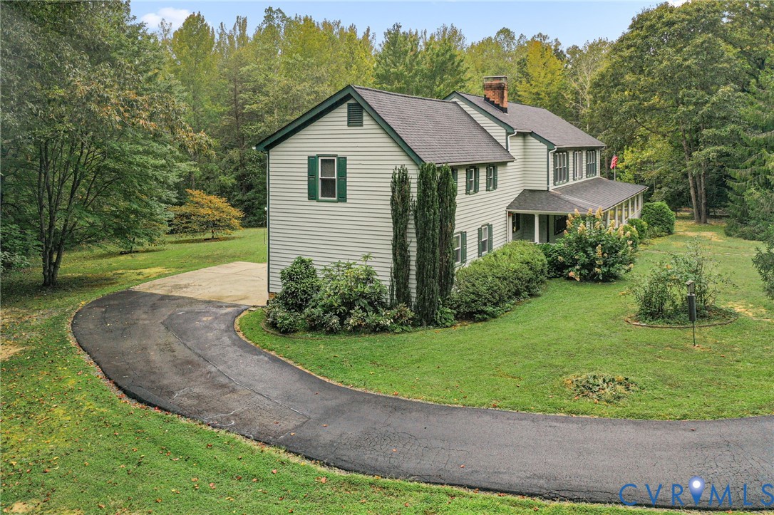215 Folly Hollow Rd