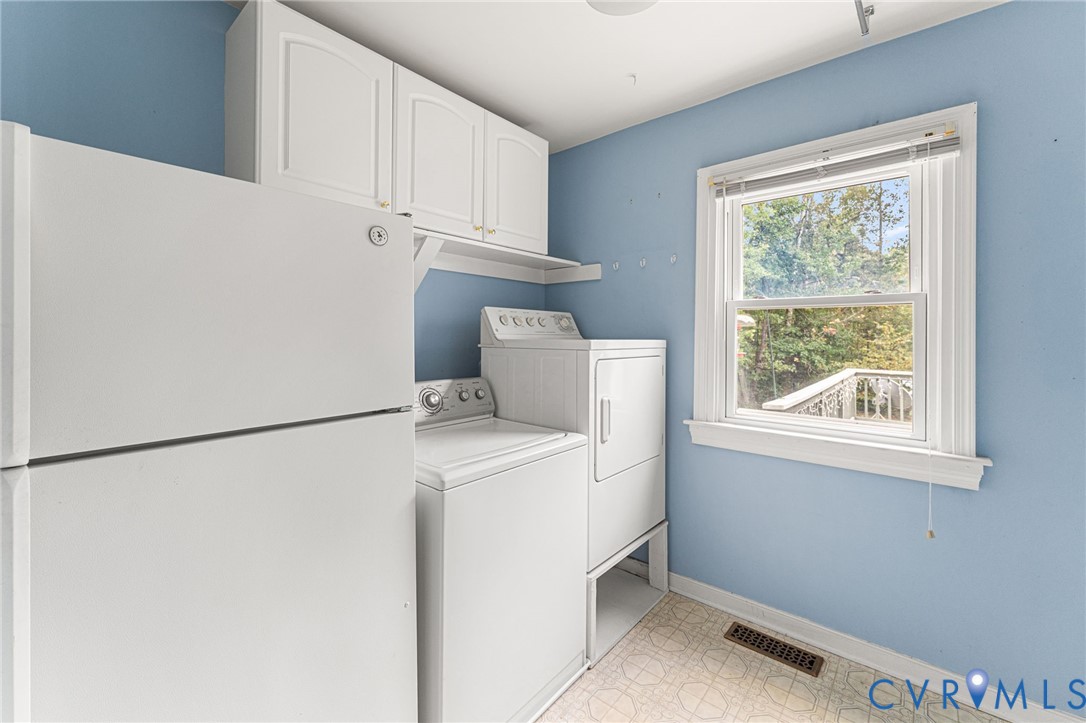 215 Folly Hollow Rd