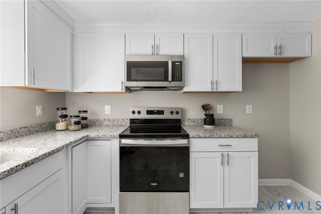 10435 Crumpets Ln
