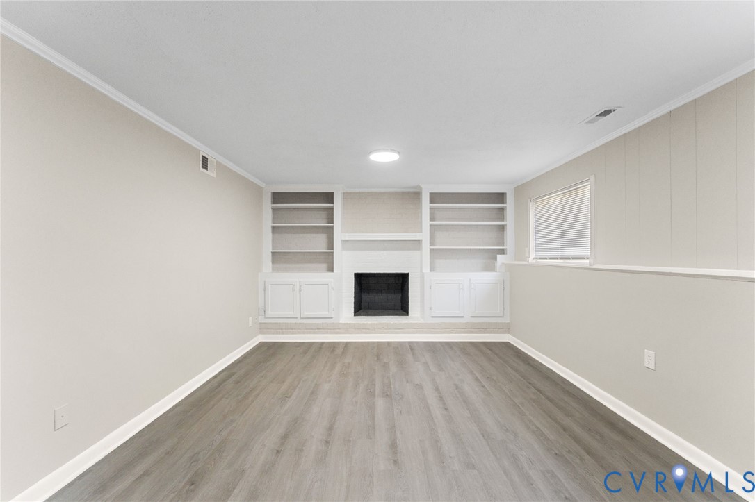 10435 Crumpets Ln