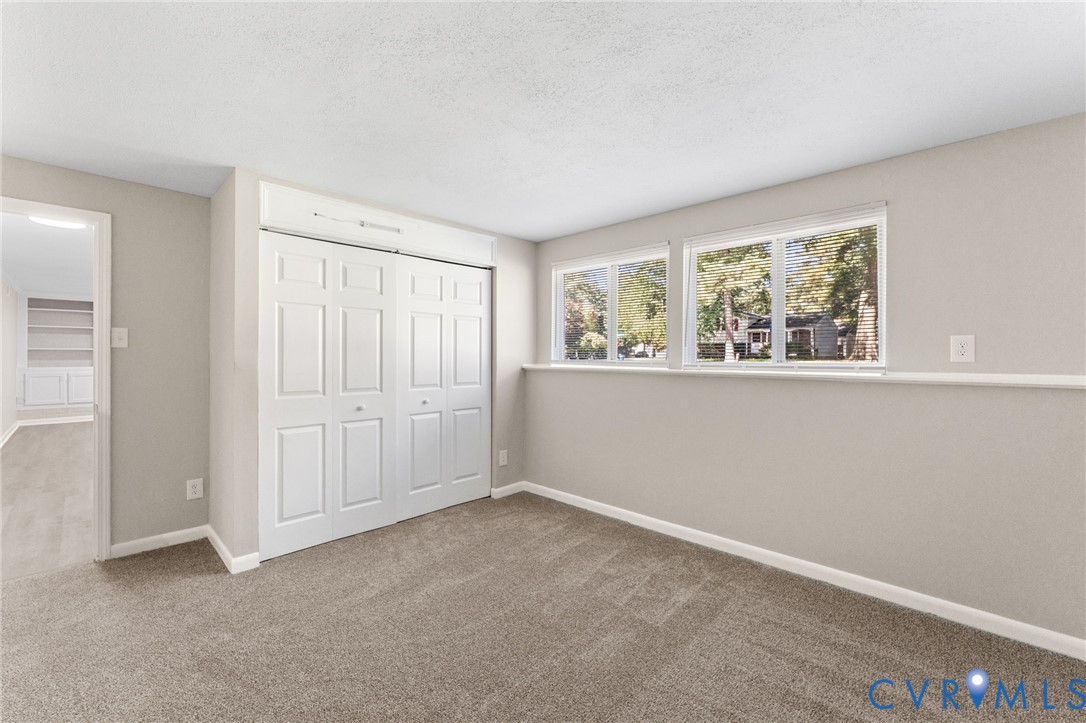 10435 Crumpets Ln