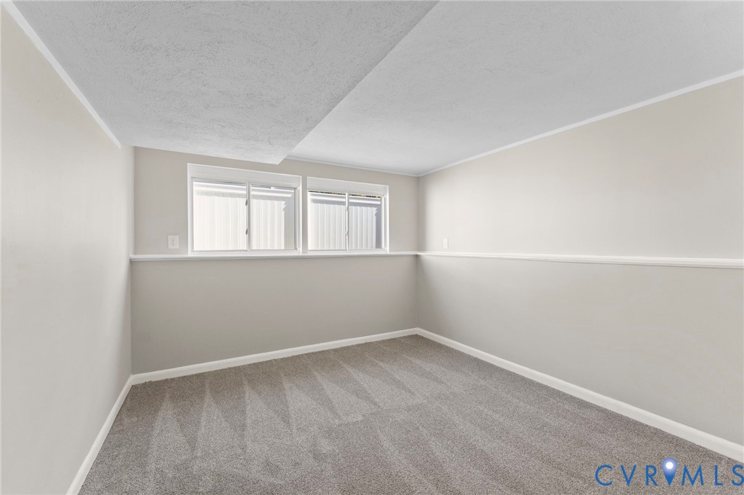 10435 Crumpets Ln
