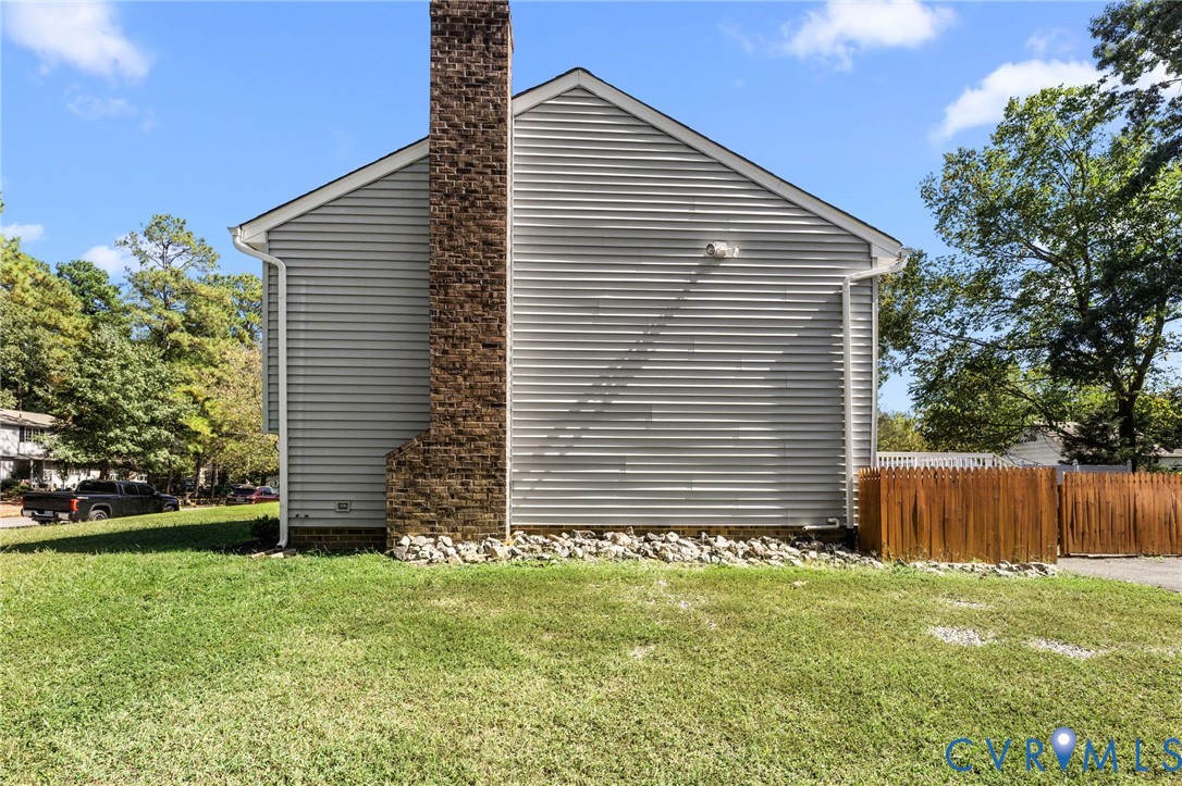 10435 Crumpets Ln