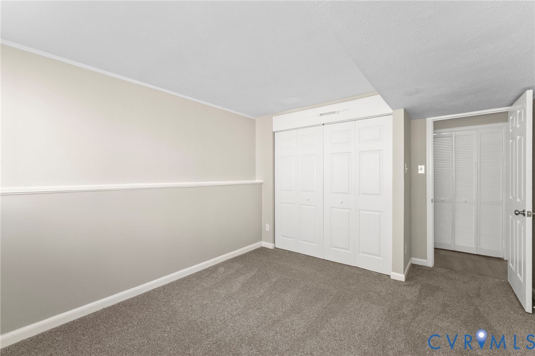 10435 Crumpets Ln