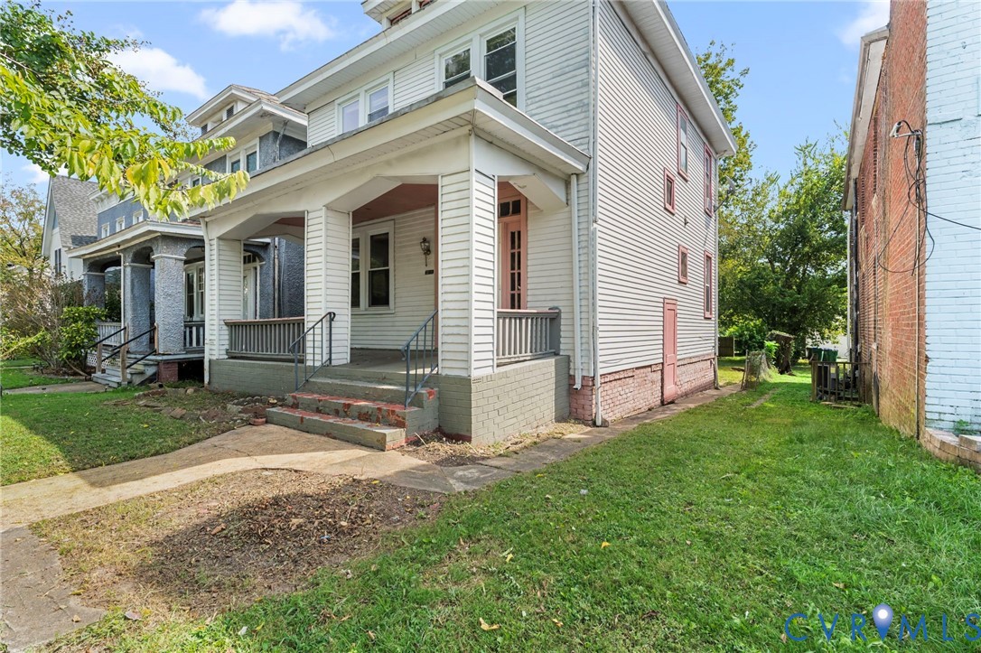 2213 4th Ave