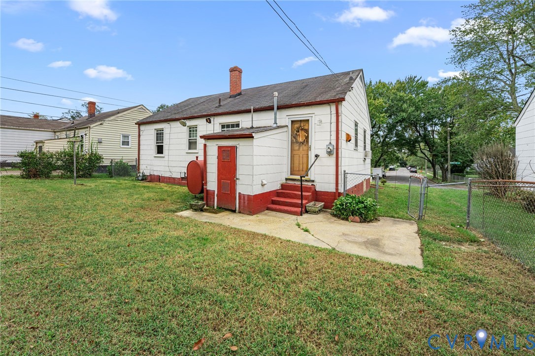 1010 Crafton Ln