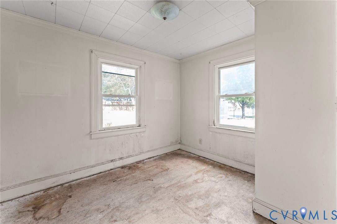 3008 W Broadway