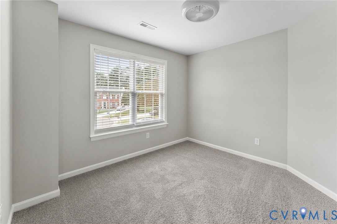 1736 First Colonial Ct