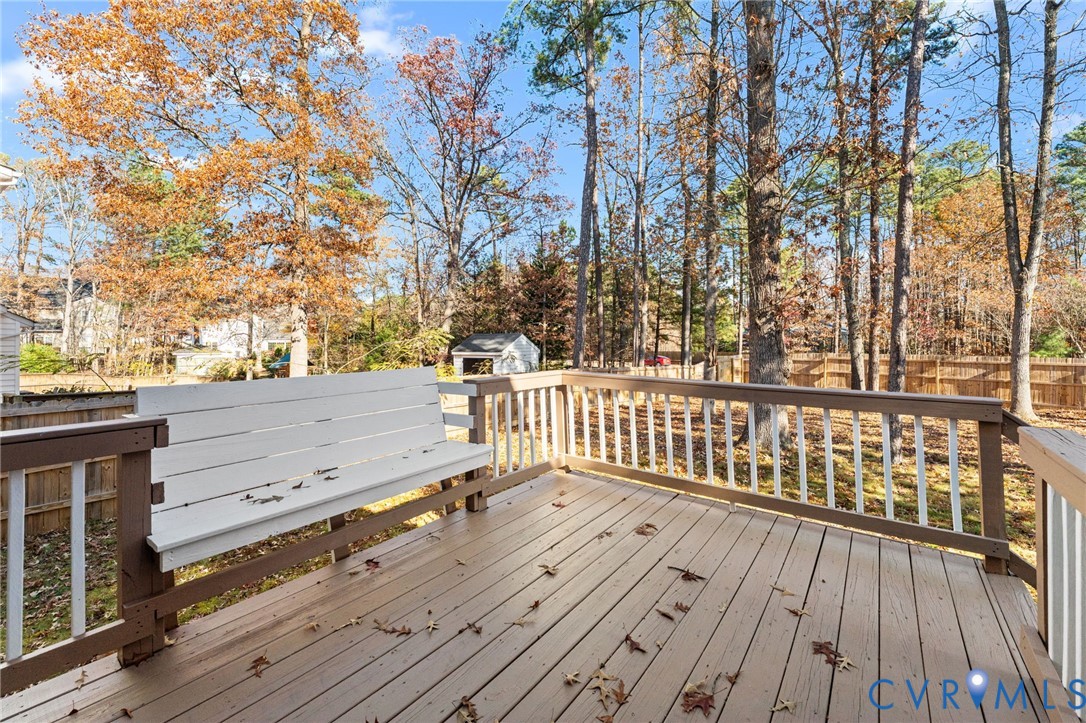 11709 Sandy Bluff Dr
