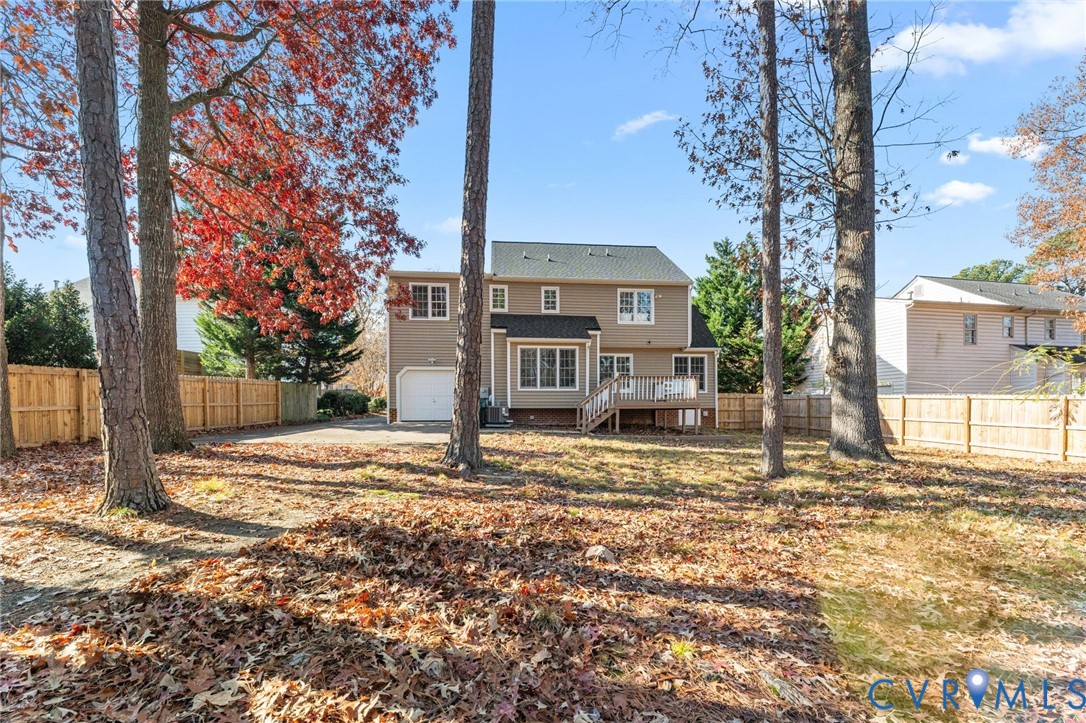 11709 Sandy Bluff Dr