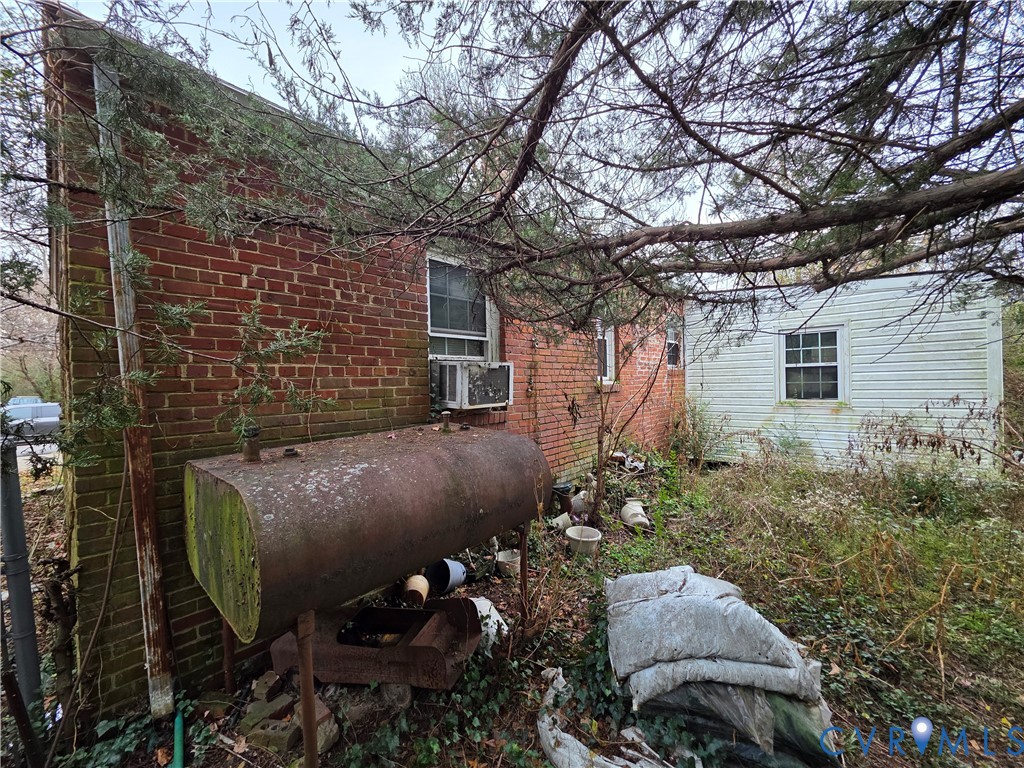 1730 Gross Ave