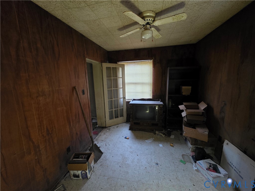 1730 Gross Ave