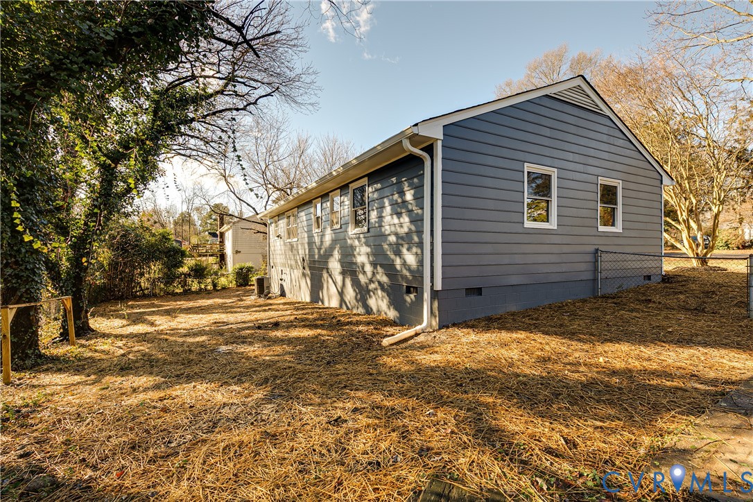 213 Forest Ave