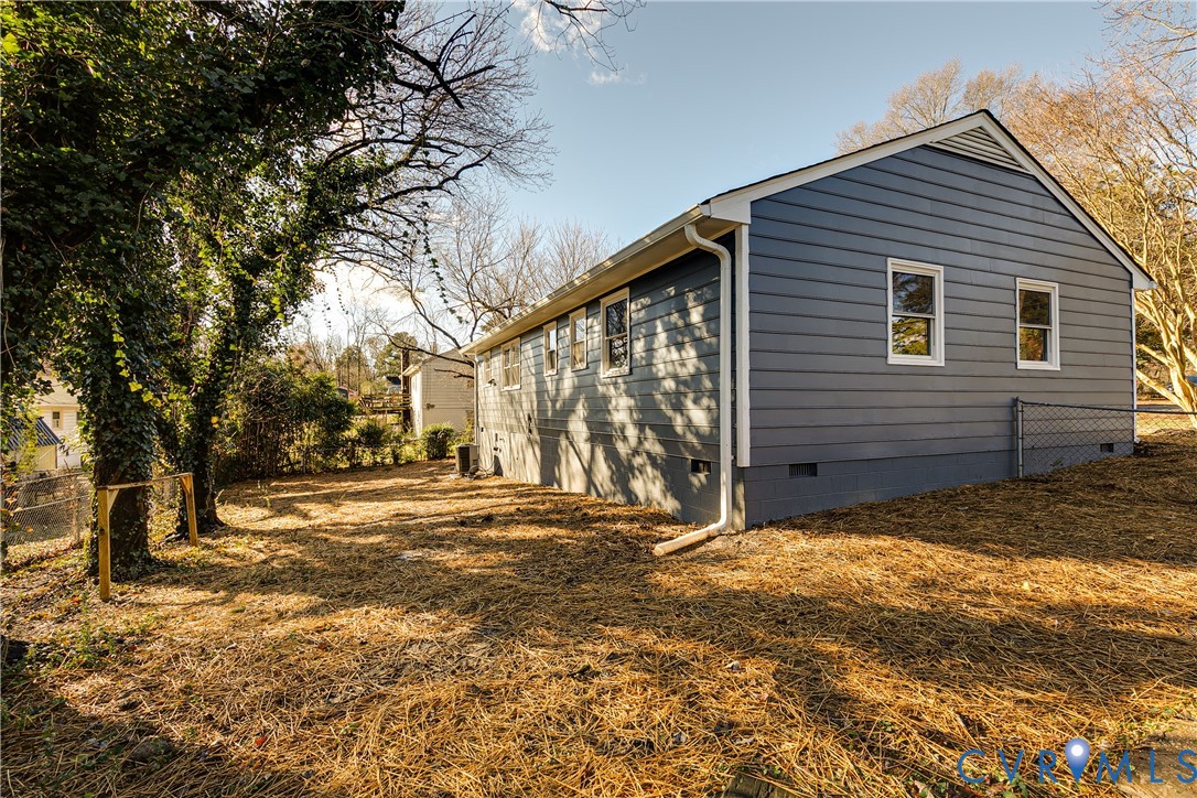 213 Forest Ave