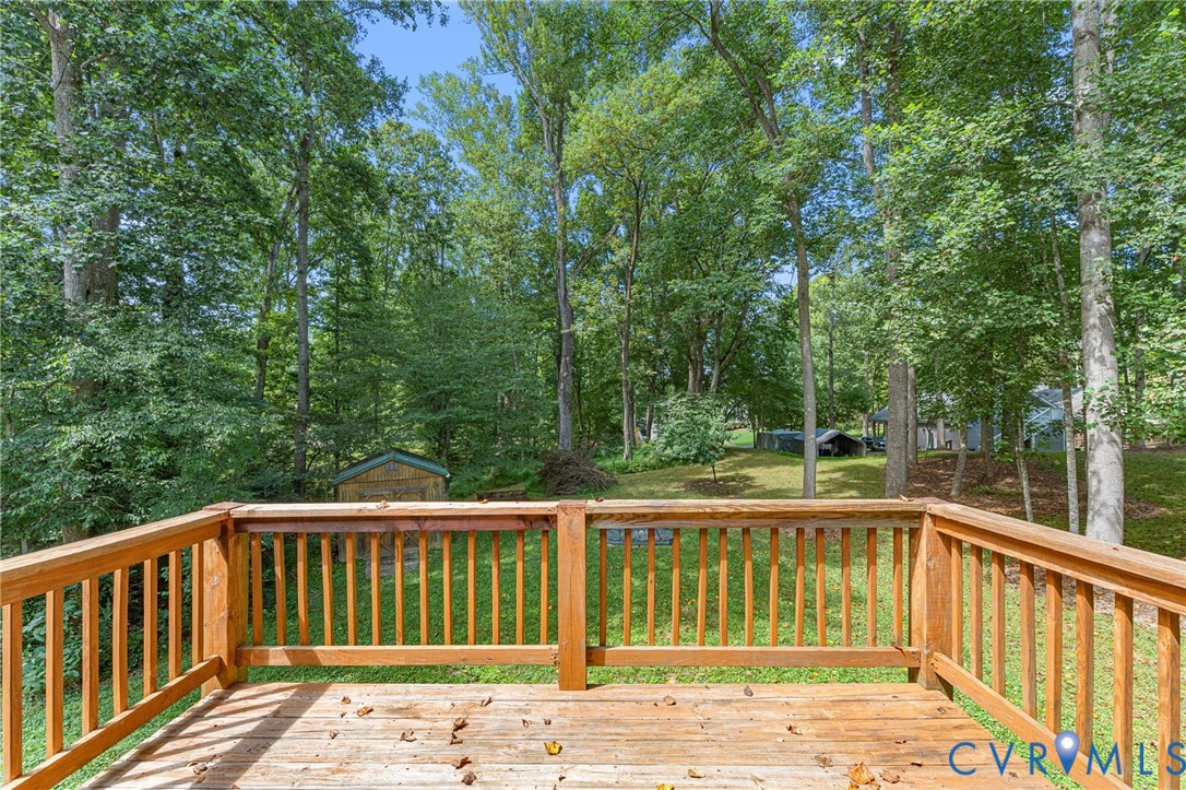 175 Ellis Dr