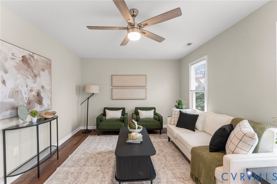 1807 Meadow Park Cir