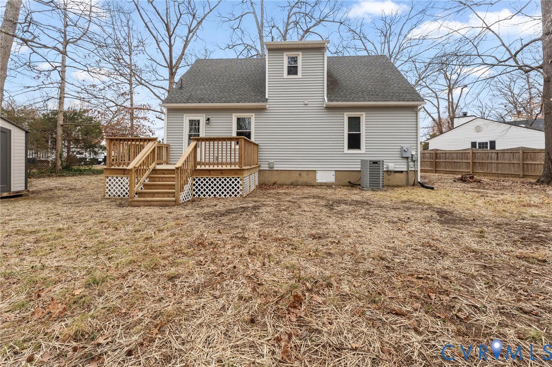 1807 Meadow Park Cir
