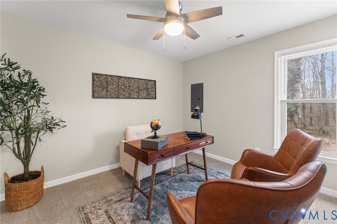 1807 Meadow Park Cir