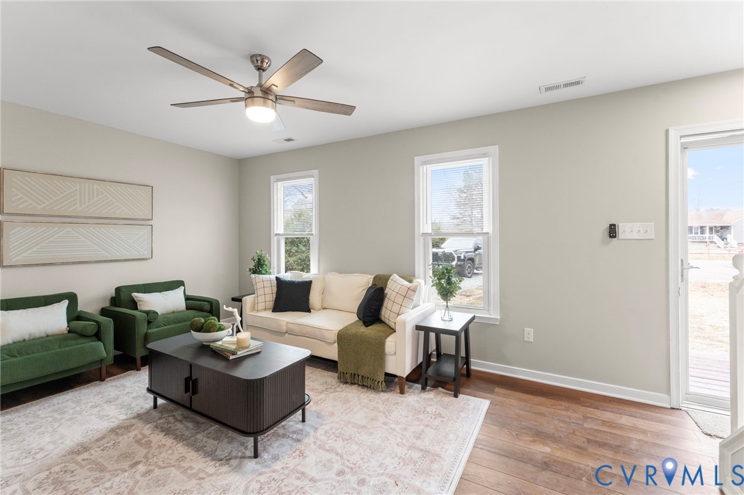 1807 Meadow Park Cir