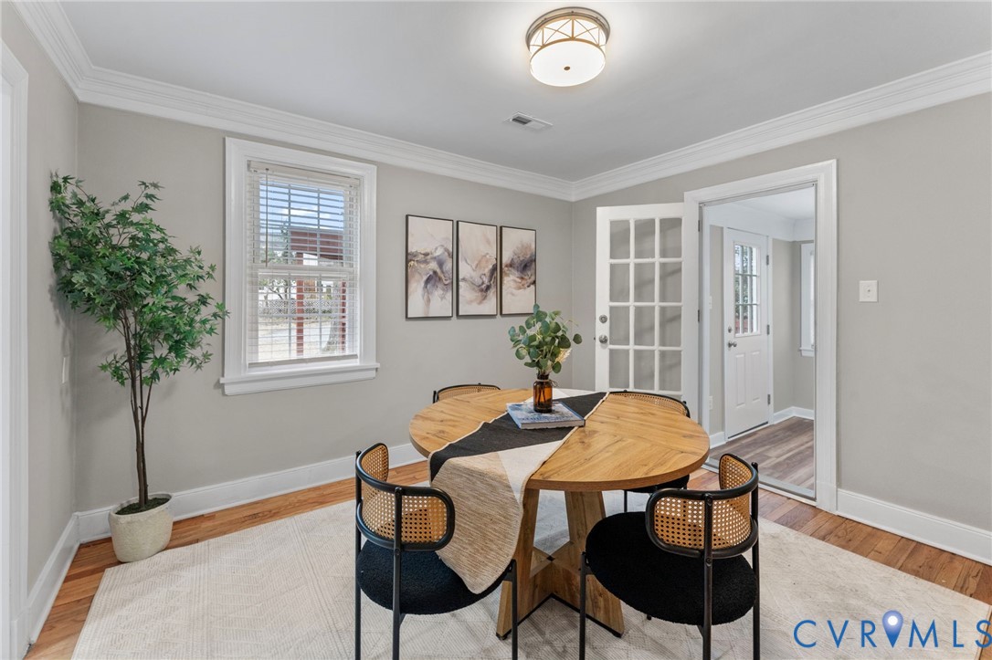 2425 Dumbarton Rd
