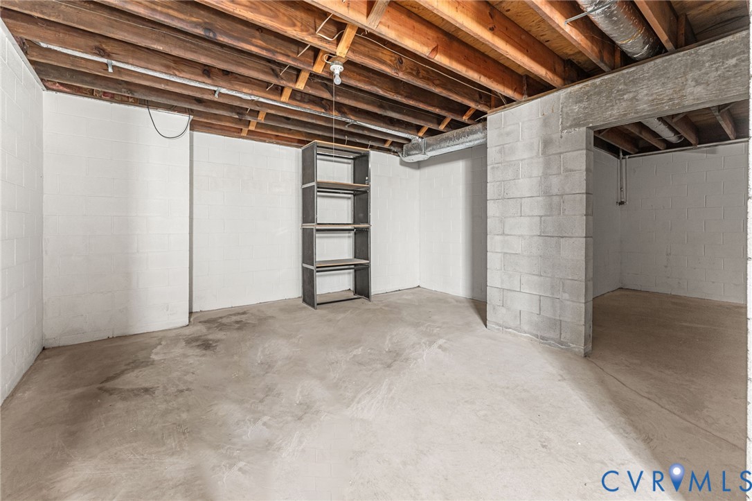 3715 Old Wood Rd