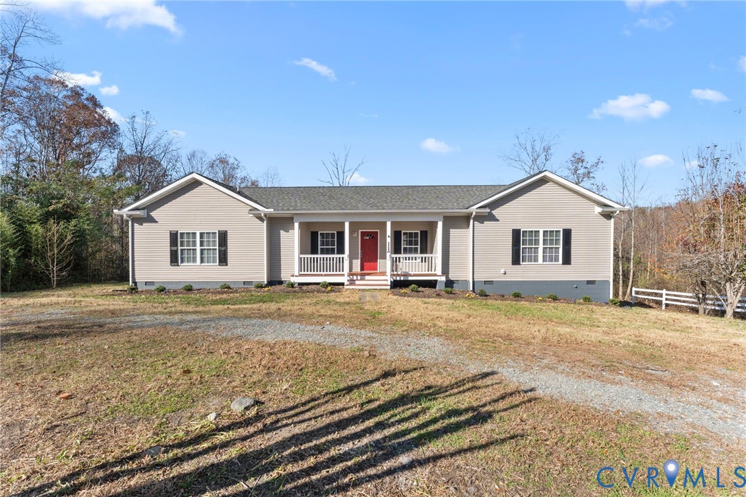 228 Hidden Springs Ln