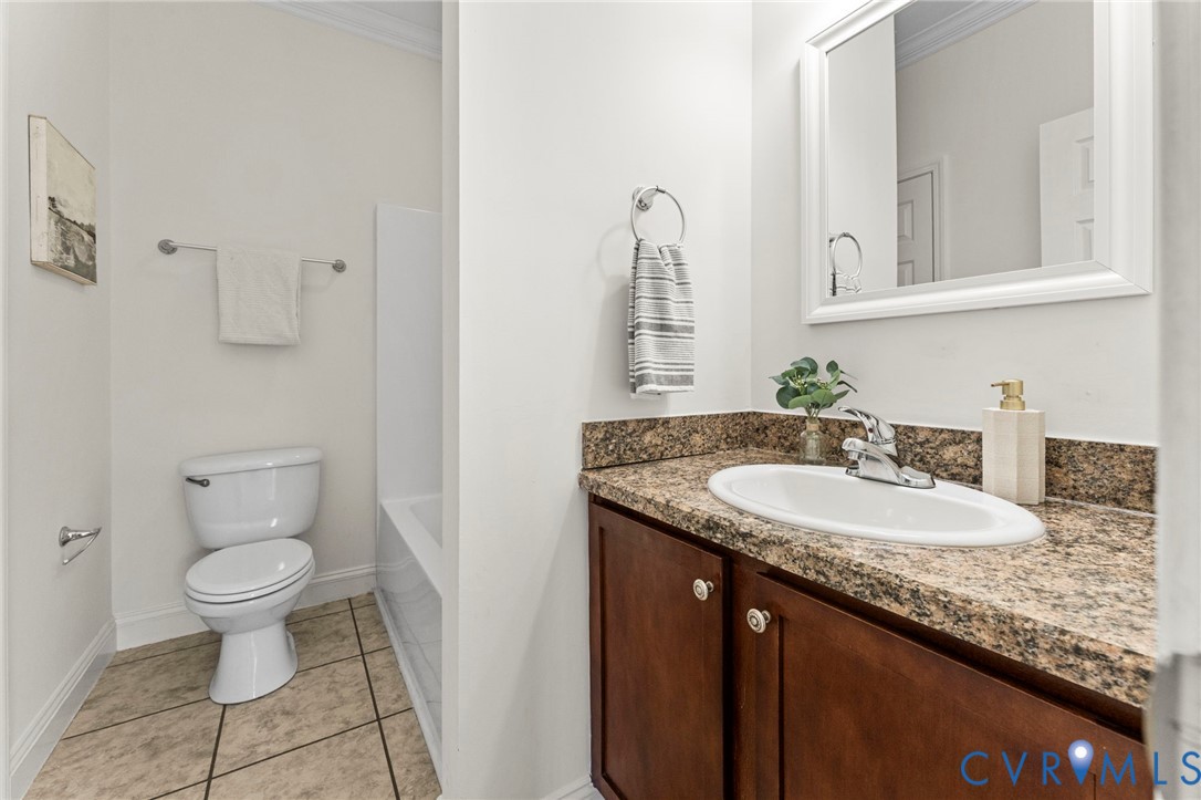 228 Hidden Springs Ln