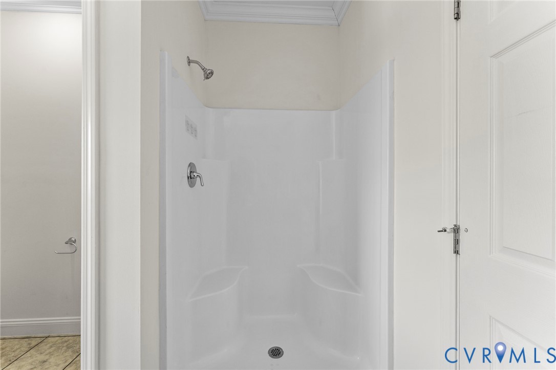 228 Hidden Springs Ln