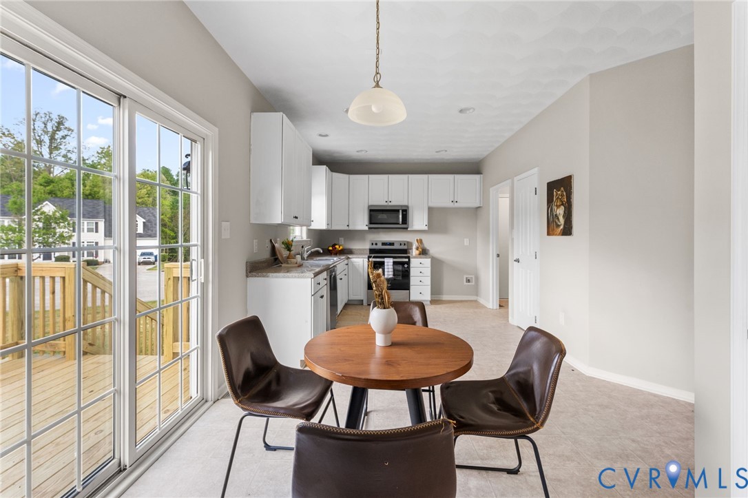13300 Castlewellan Dr