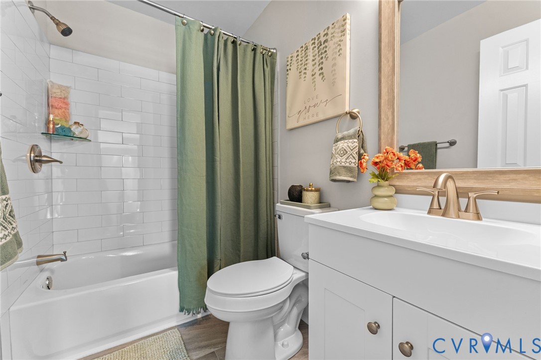1716 Almond Creek North Ter
