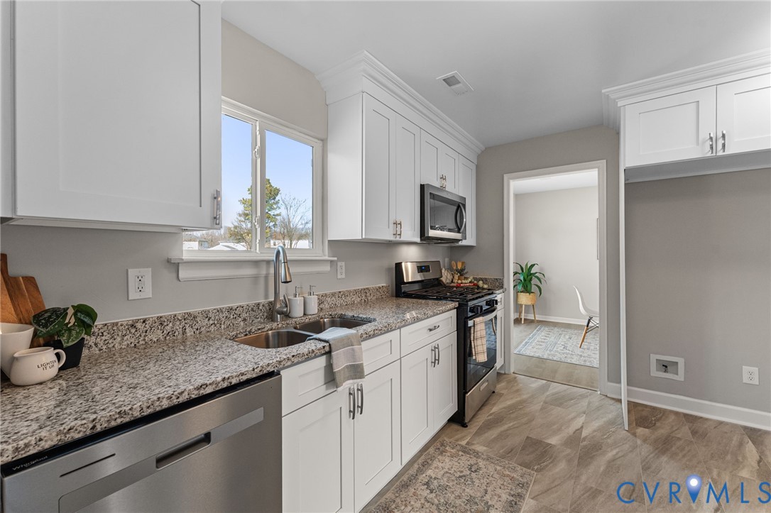 1716 Almond Creek North Ter