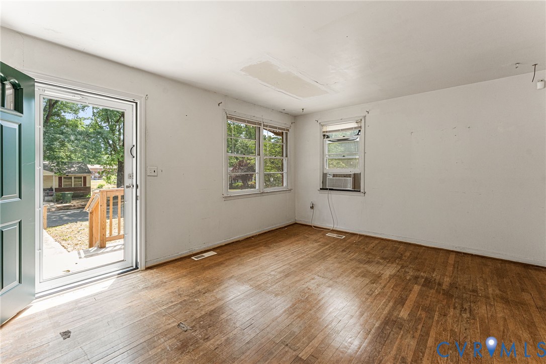 2500 Ford Ave
