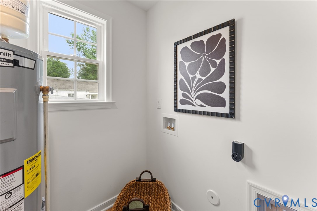 112 N Chatham Dr