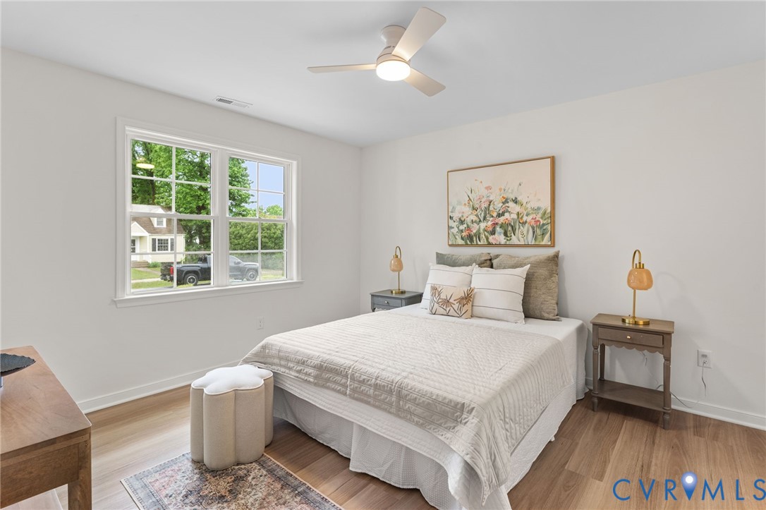 112 N Chatham Dr