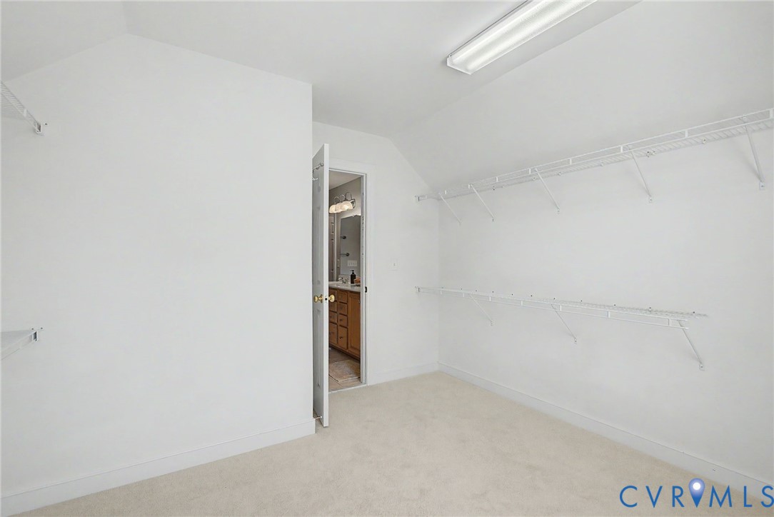 9366 Summer Oak Dr