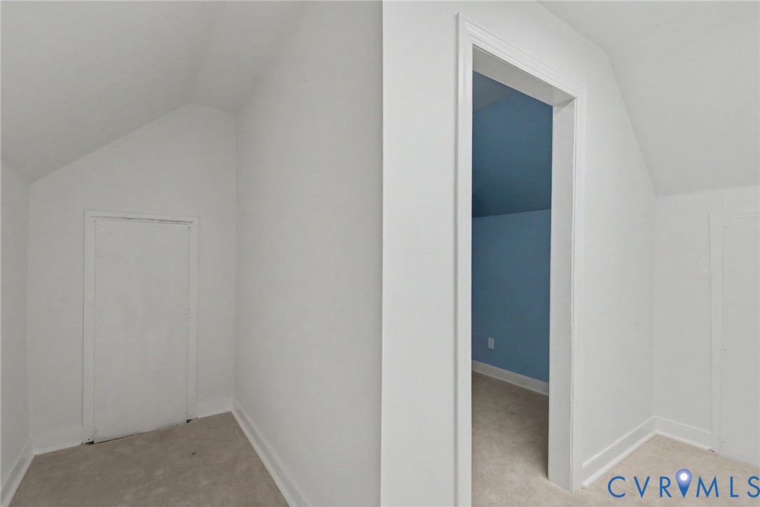 9366 Summer Oak Dr