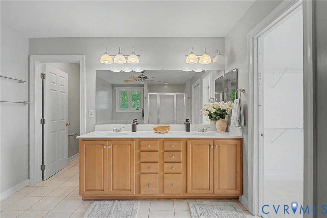 9366 Summer Oak Dr
