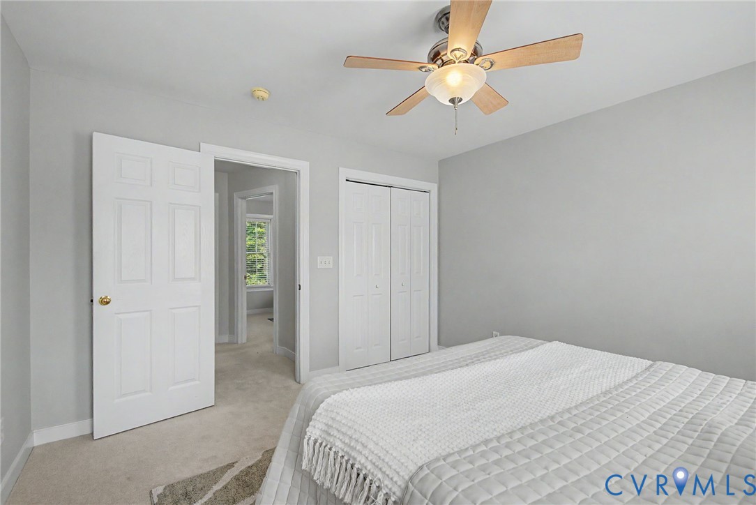 9366 Summer Oak Dr