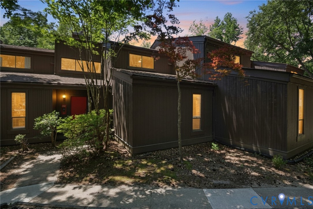 9213 Groundhog Dr