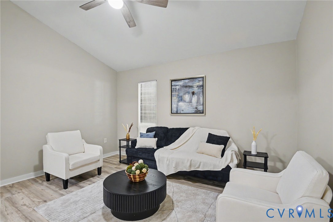 9213 Groundhog Dr
