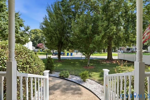 2804 Executive Dr