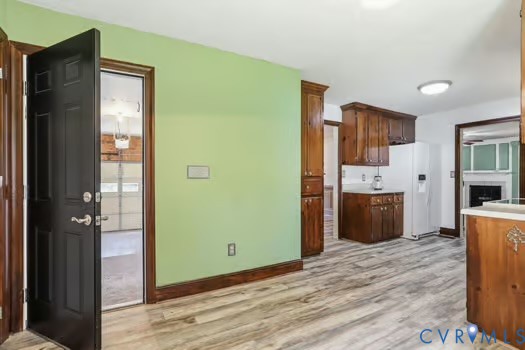 2804 Executive Dr