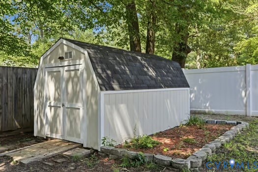 2804 Executive Dr