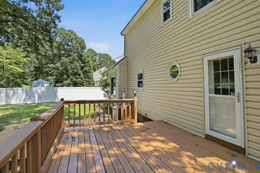 2804 Executive Dr