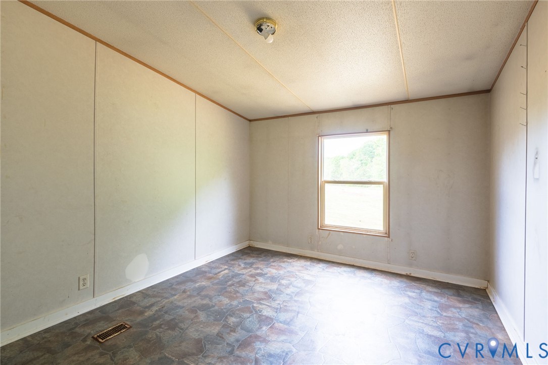 178 Lindsay Rd