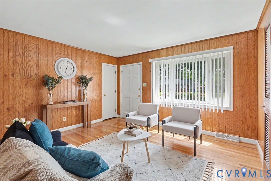 509 Briarwood Cir