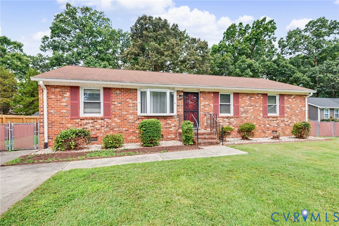 509 Briarwood Cir