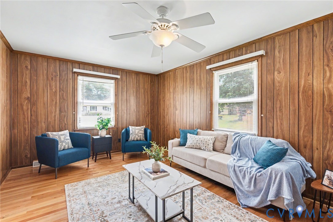 509 Briarwood Cir
